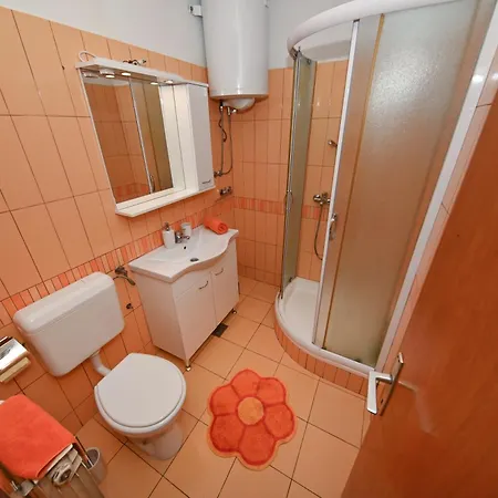 Appartement Mara *